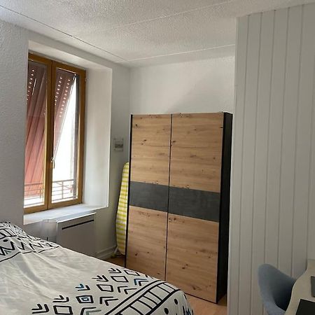 Bourbonne Les Bains, Appartement T2 Pour 2 Eksteriør bilde